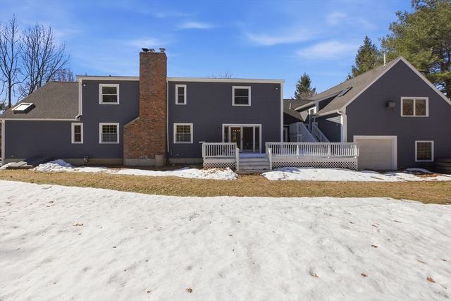 58 Kelleher St, Marlborough, MA 01752