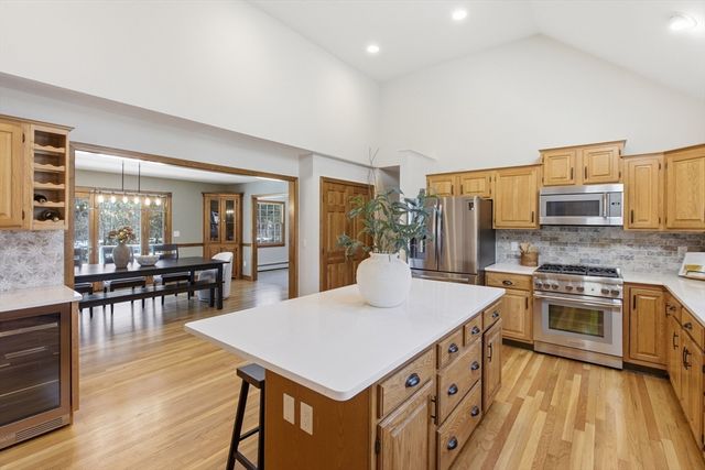 58 Kelleher St, Marlborough, MA 01752