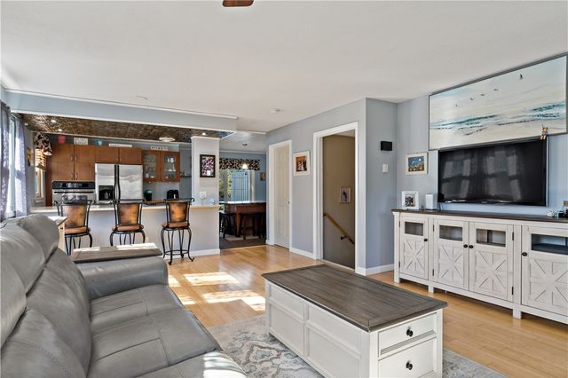 86 Quannacut Road A, Westerly, RI 02891
