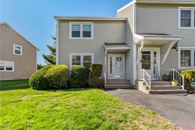 86 Quannacut Road A, Westerly, RI 02891