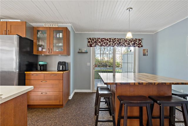 86 Quannacut Road A, Westerly, RI 02891