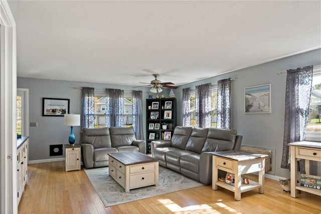 86 Quannacut Road A, Westerly, RI 02891