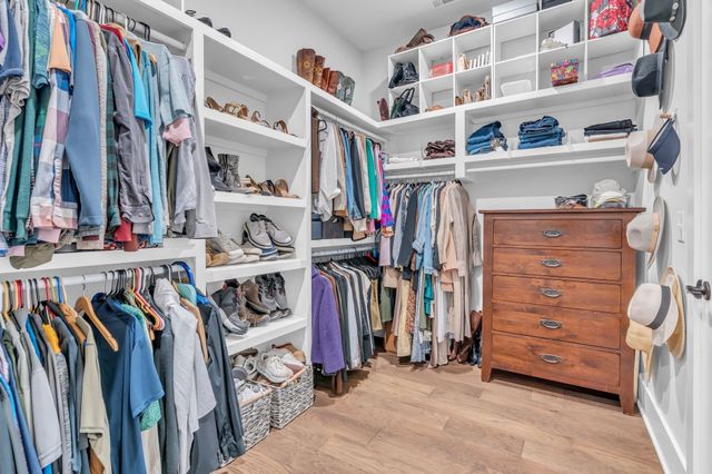 368 Azalea Cir, Hendersonville, TN 37075