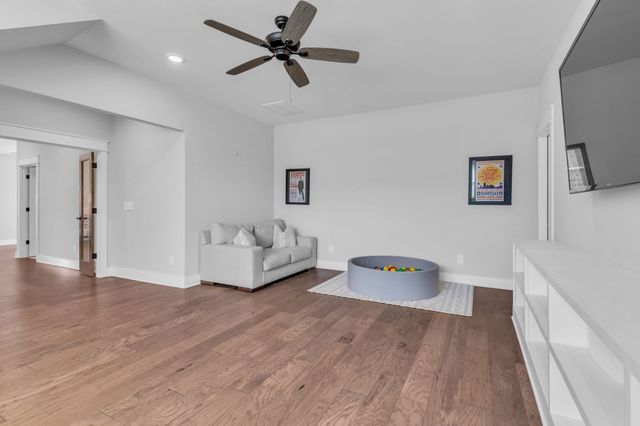 368 Azalea Cir, Hendersonville, TN 37075