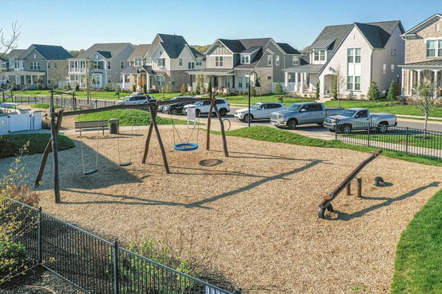 368 Azalea Cir, Hendersonville, TN 37075