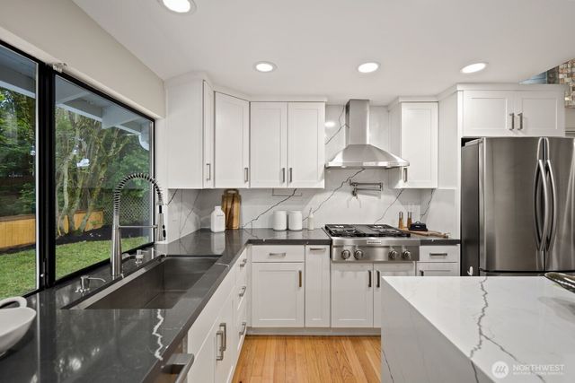 13408 SE 59th Street, Bellevue, WA 98006