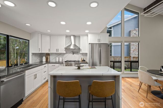 13408 SE 59th Street, Bellevue, WA 98006