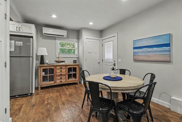 382 E 3rd Street, Pentwater, MI 49449