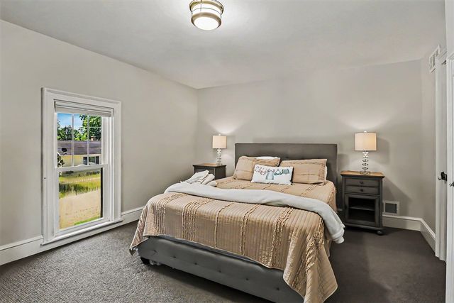 382 E 3rd Street, Pentwater, MI 49449