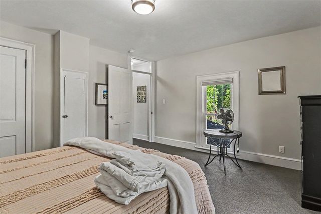 382 E 3rd Street, Pentwater, MI 49449