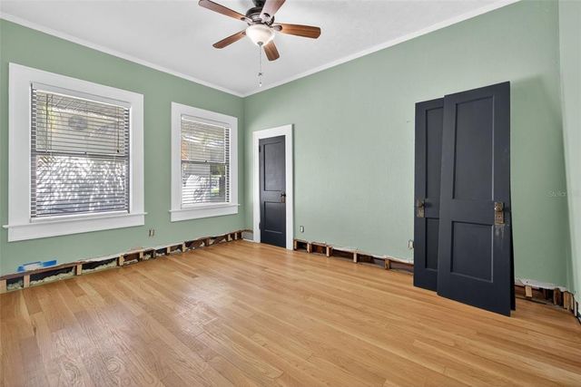 4218 HARRISBURG STREET NE, St Petersburg, FL 33703