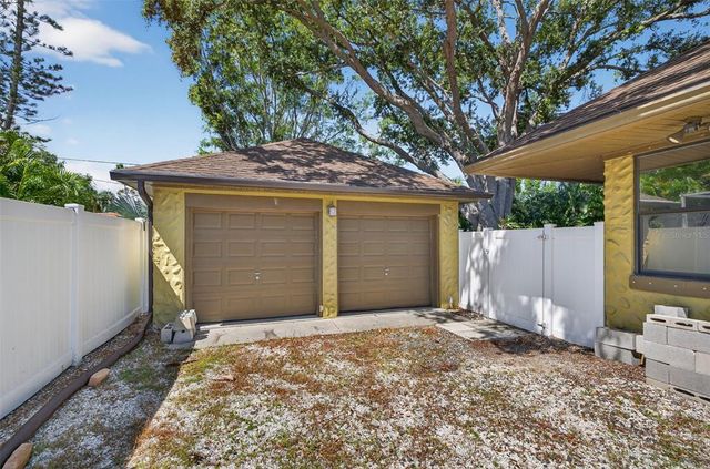 4218 HARRISBURG STREET NE, St Petersburg, FL 33703