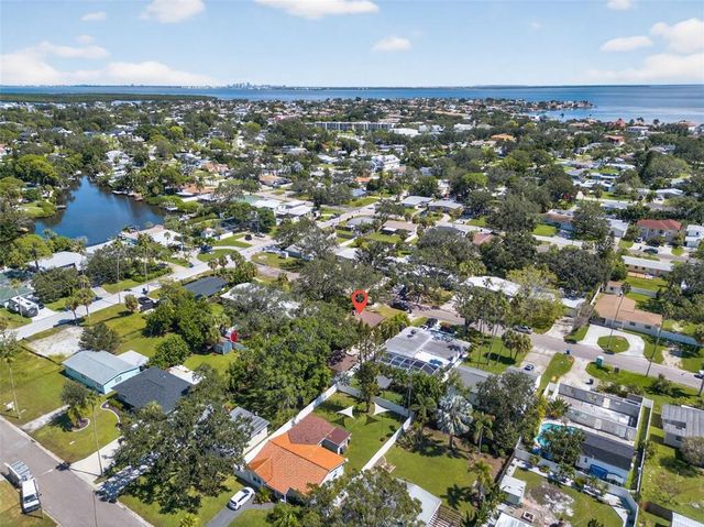 4218 HARRISBURG STREET NE, St Petersburg, FL 33703