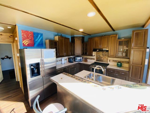 3821 North End Dr, Frazier Park, CA 93225