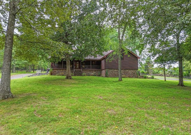 118 Robert Simmons Rd, Westmoreland, TN 37186