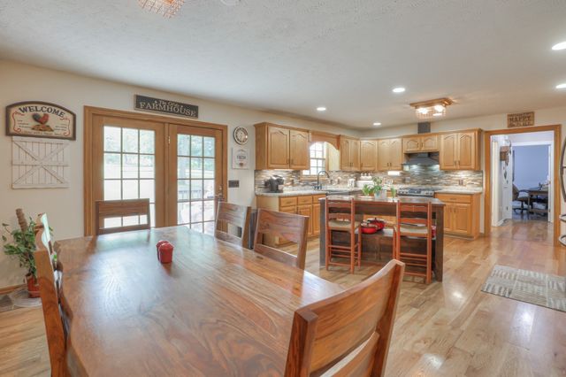 118 Robert Simmons Rd, Westmoreland, TN 37186