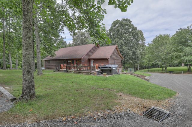 118 Robert Simmons Rd, Westmoreland, TN 37186