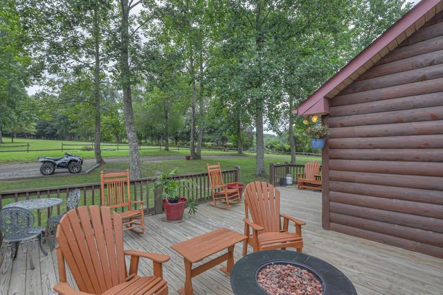 118 Robert Simmons Rd, Westmoreland, TN 37186