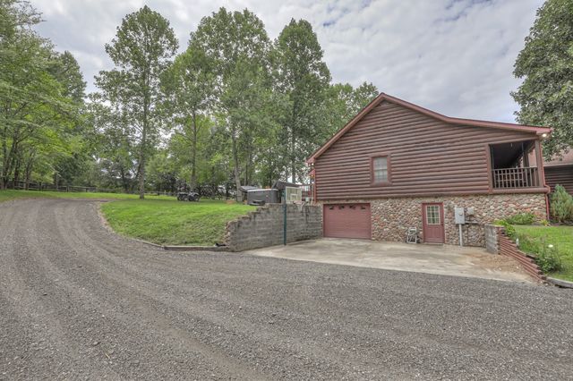 118 Robert Simmons Rd, Westmoreland, TN 37186