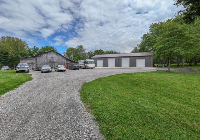 118 Robert Simmons Rd, Westmoreland, TN 37186