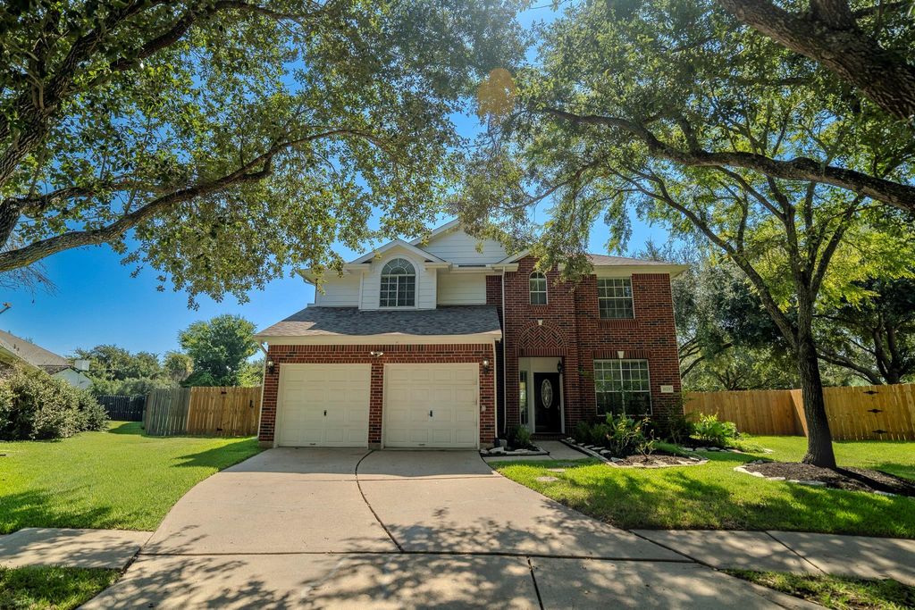 1123 Woodley Bend, Sugar Land, TX 77479
