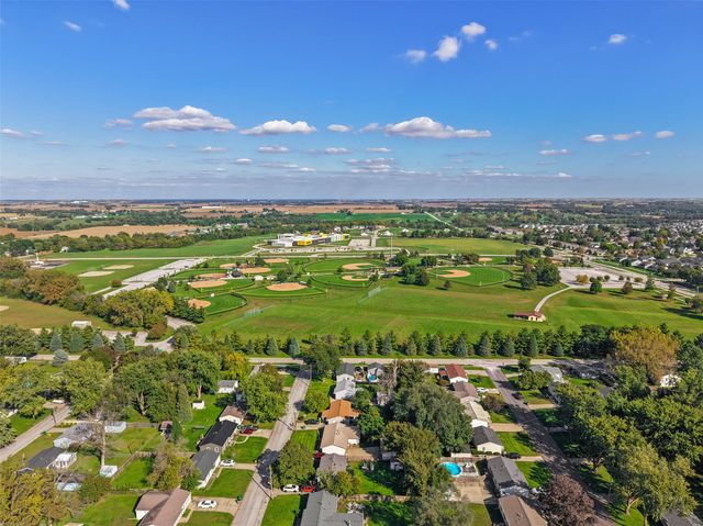 603 6th Street Place SE, Altoona, IA 50009