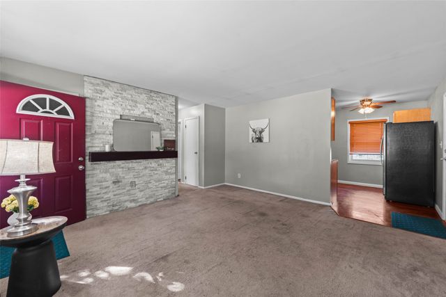 603 6th Street Place SE, Altoona, IA 50009