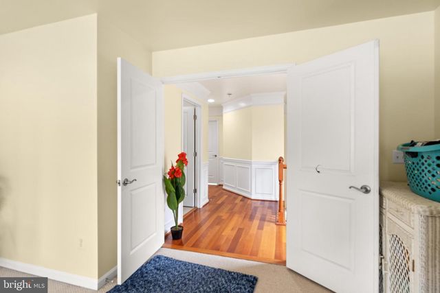 24839 SOMERBY DR, Chantilly, VA 20152