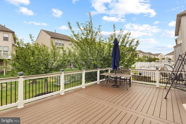 24839 SOMERBY DR, Chantilly, VA 20152