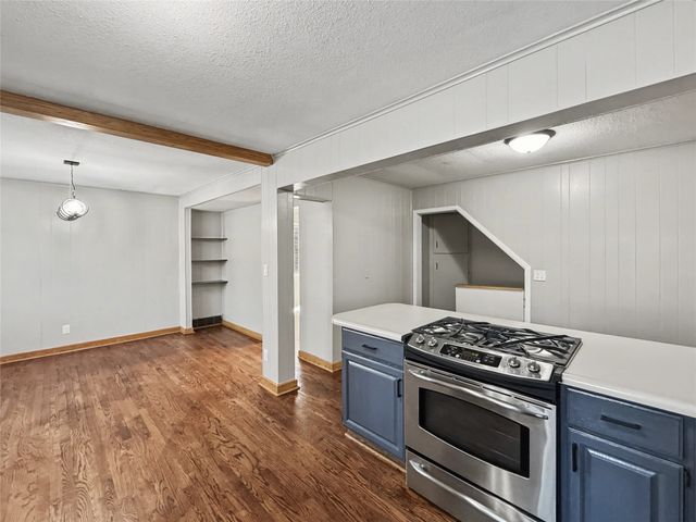 4210 Wakonda Parkway, Des Moines, IA 50315