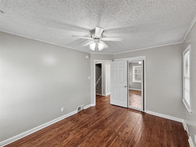 4210 Wakonda Parkway, Des Moines, IA 50315