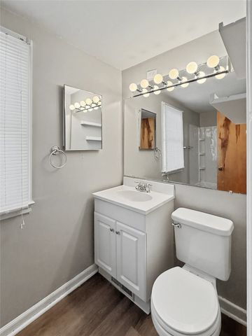 4210 Wakonda Parkway, Des Moines, IA 50315