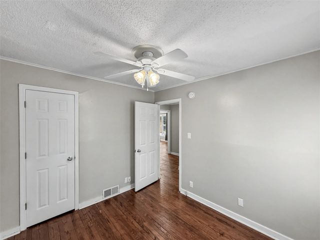 4210 Wakonda Parkway, Des Moines, IA 50315