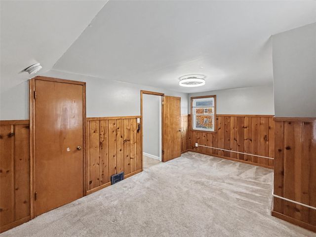 4210 Wakonda Parkway, Des Moines, IA 50315