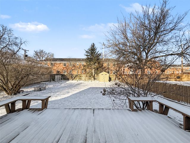 4210 Wakonda Parkway, Des Moines, IA 50315