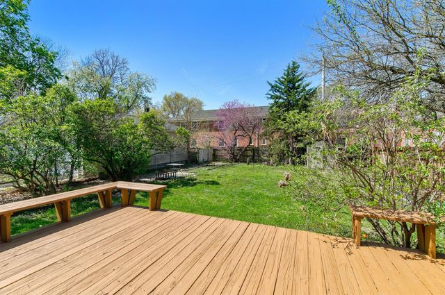 4210 Wakonda Parkway, Des Moines, IA 50315