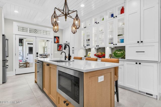 502 W Brown Street, Saint James, NC 28461