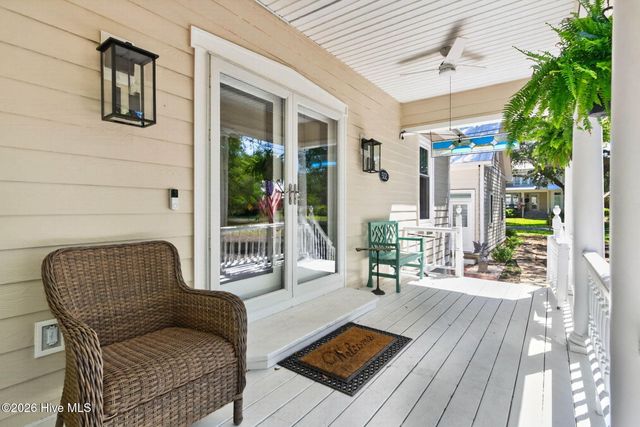 502 W Brown Street, Saint James, NC 28461