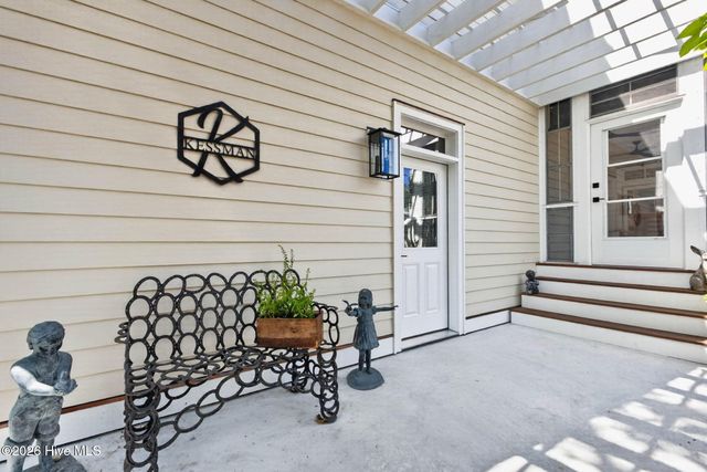 502 W Brown Street, Saint James, NC 28461