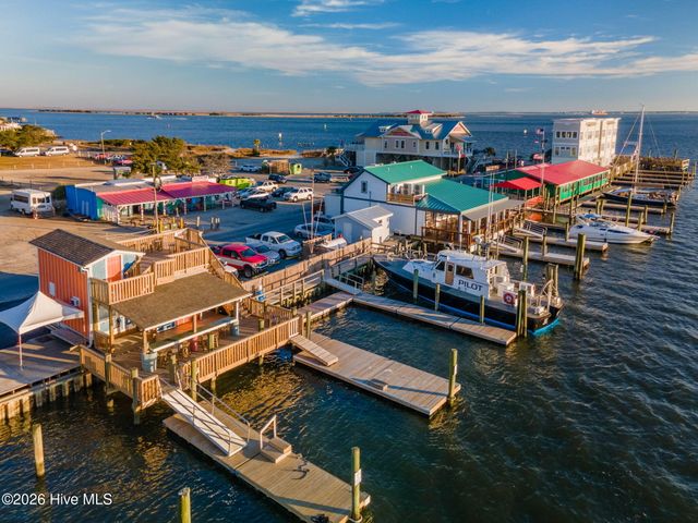 502 W Brown Street, Saint James, NC 28461