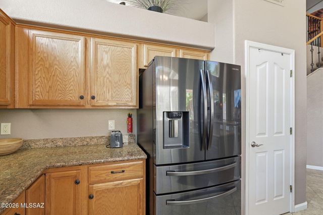 12884 N Pioneer Way, Oro Valley, AZ 85755