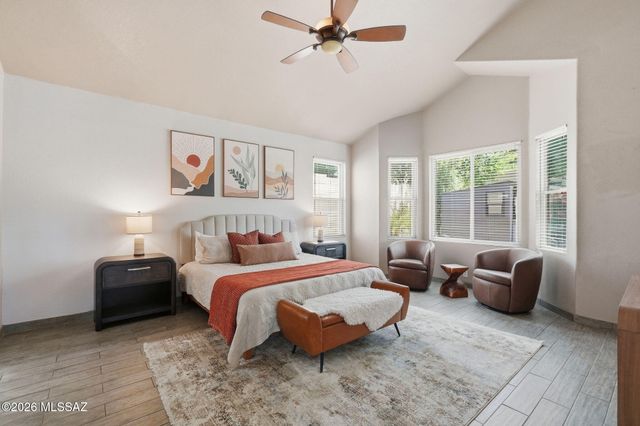12884 N Pioneer Way, Oro Valley, AZ 85755