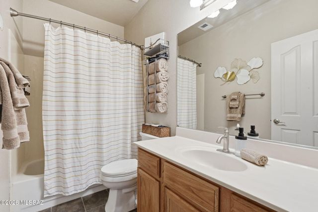 12884 N Pioneer Way, Oro Valley, AZ 85755