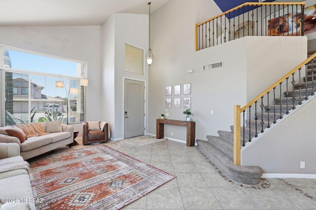 12884 N Pioneer Way, Oro Valley, AZ 85755