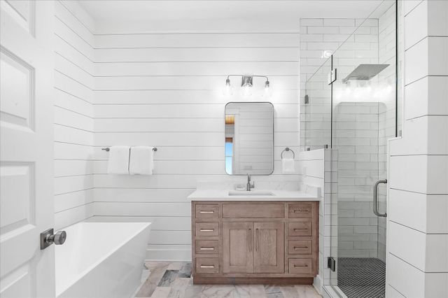 7944 Gulf Boulevard, Navarre, FL 32566