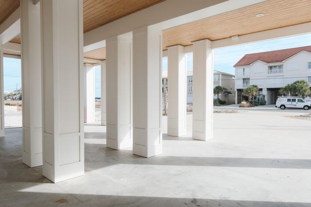 7944 Gulf Boulevard, Navarre, FL 32566