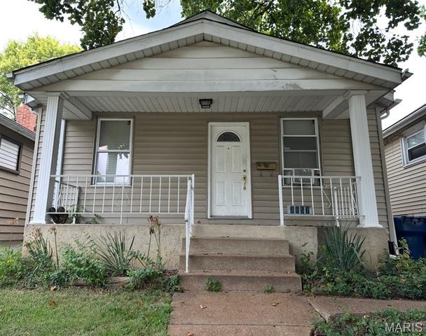 3857 Neosho Street, St Louis, MO 63116