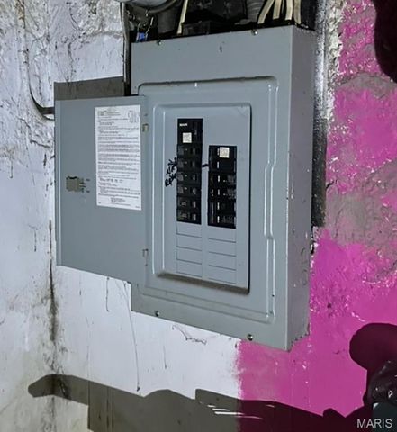 3857 Neosho Street, St Louis, MO 63116