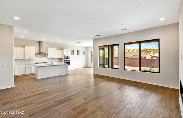 13382 N Sanidine Drive, Oro Valley, AZ 85755