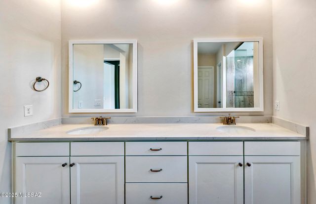 13382 N Sanidine Drive, Oro Valley, AZ 85755